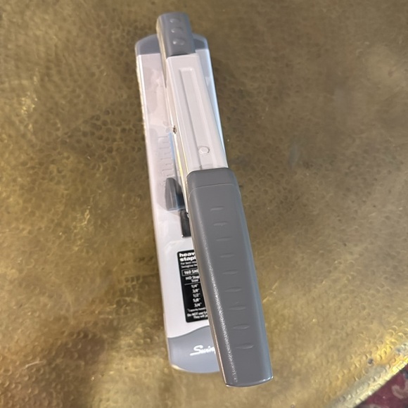Industrial Swingline Stapler Great Working Condition w 3 new boxes of staples - Picture 2 of 5